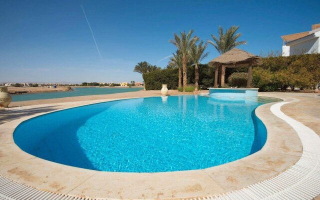 Charming Villa in El Gouna with Pool
