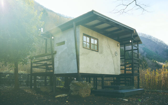 LOOF Tiny House Camp