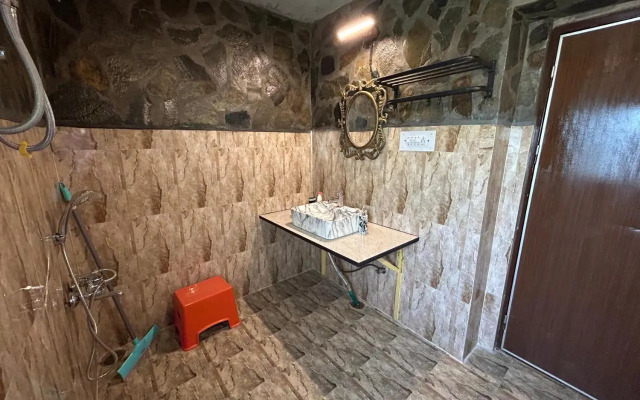 Homestay near Jutogh Church in Shimla