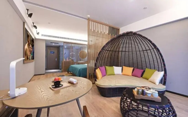 Luoyang Mehood Lestie Hotel Sport Center