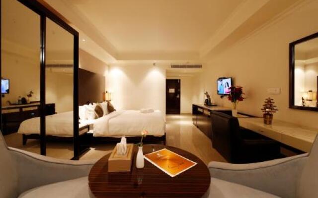 Hotel Park Residency