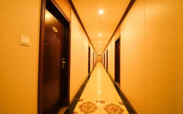 Jinhuang Hotel