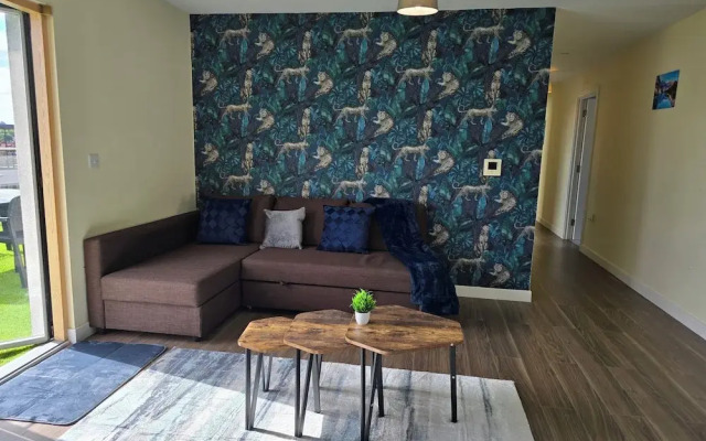 Retreat Private Rooftop 3 Bedroom Apartment