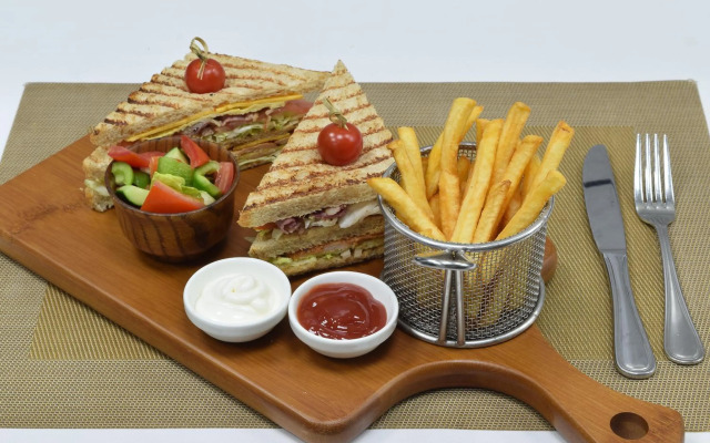 Best Western PLUS Fursan Hotel