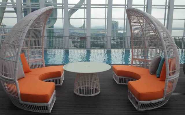 JB Town Executive Suite
