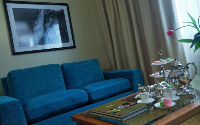 Radisson Hotel Plaza del Bosque