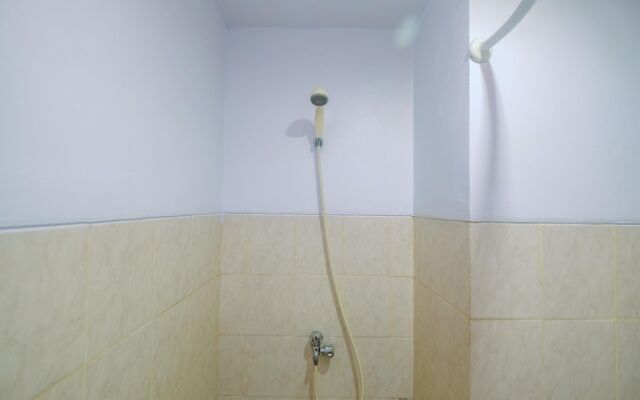 Warm and Cozy Studio Park View Condominium Apartment