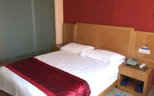 Taishun Yideyuan Business Hotel