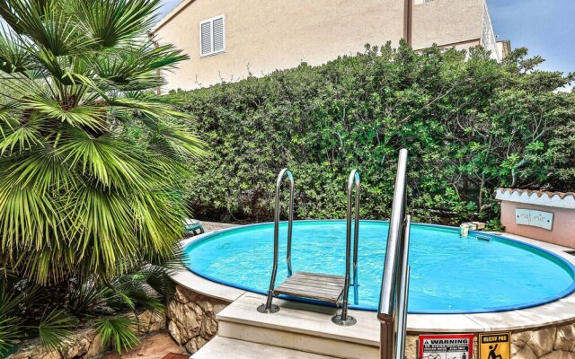 Amazing Home in Jadrija With Wifi and 4 Bedrooms