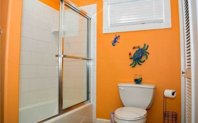 Lakeside Beach House by RedAwning