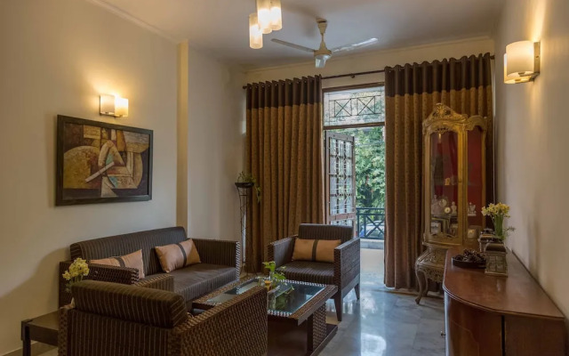 Woodpecker - 2 Bedroom Service Apartment