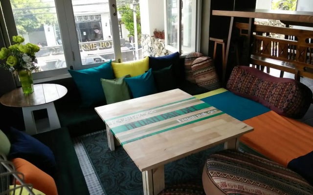 Heuan Pak Dee Hostel at Gallery