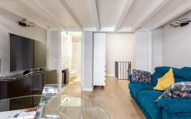 Modern Apt 300Mt From Milano Central Station!