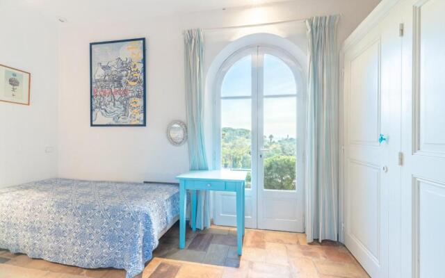 Apartment with 4 bedrooms in Ramatuelle with wonderful sea view private pool enclosed garden