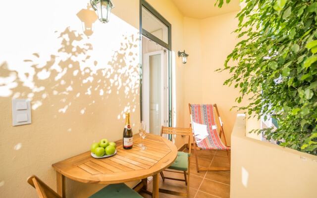 New Flat with Patio And Barbecue