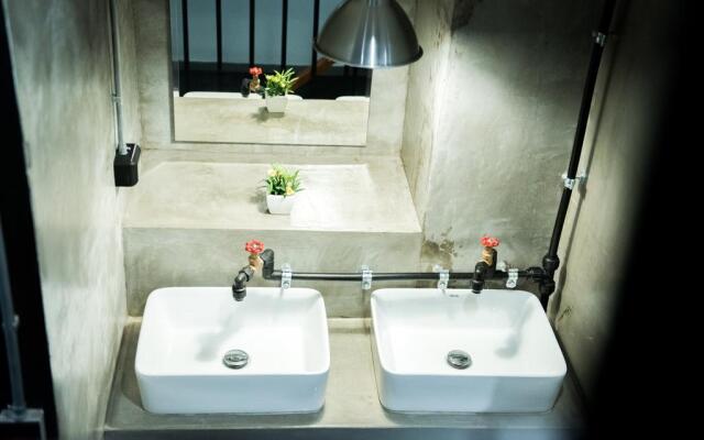 TP Hostel Kata Beach Phuket