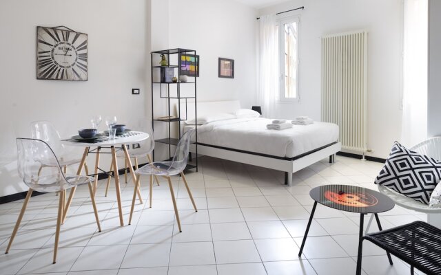 Studioflat University