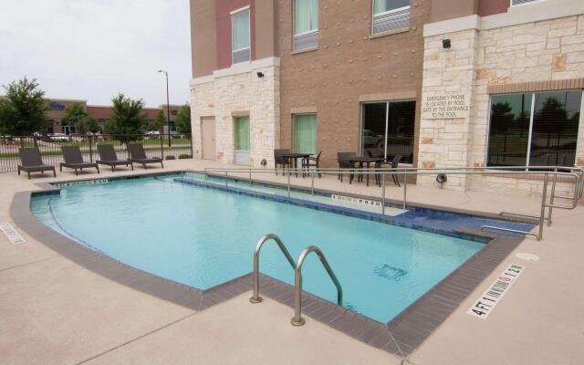 Hampton Inn & Suites Dallas/Frisco North-FieldhouseUSA