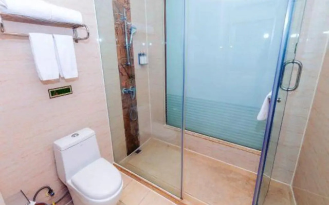 Vienna Hotel Shenzhen Longgang Ainan Road Branch