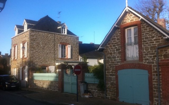 House With 5 Bedrooms in Saint-lunaire, With Enclosed Garden and Wifi