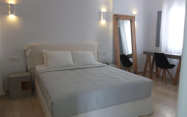 Blue Waves Hotel