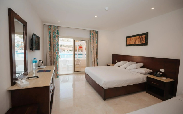 Mirage Bay Resort and Aqua Park