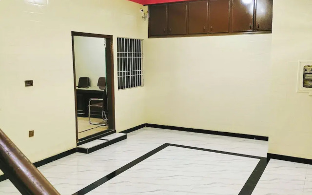 Subhan Palace Guest House Karachi