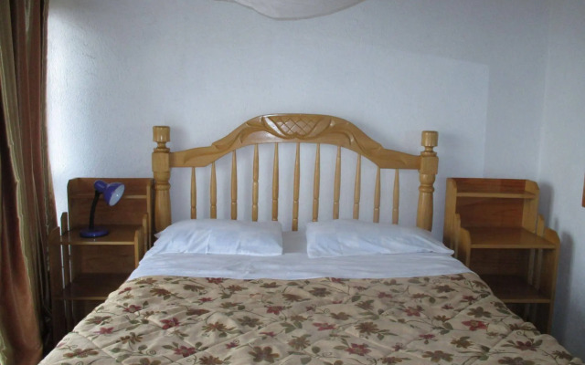 Buziga Shelter Lodge