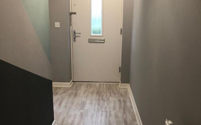 Luxurious 2 Bedroom Flat Ashford