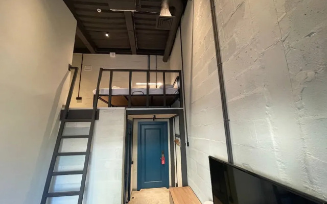Campus Community A-Hotel
