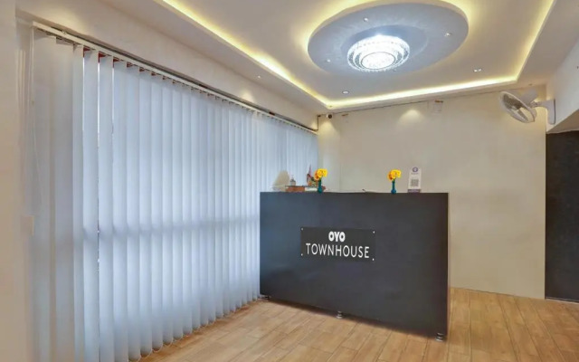 OYO Townhouse 1065 Hotel S Continental