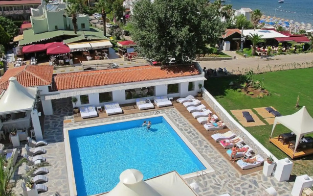 Casa Blanca Beach - Adults Only