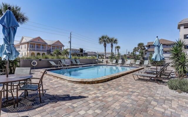 Rustic Theme Condo with Scenic Ocean View by RedAwning