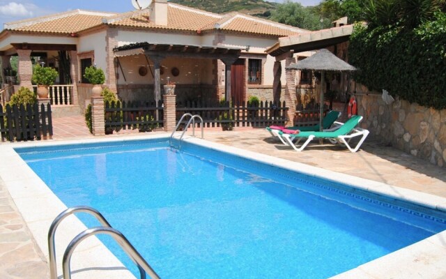 Traditional Andalusian Villa in La Higuera