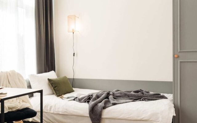 Sapphire Studios by Loft Affair