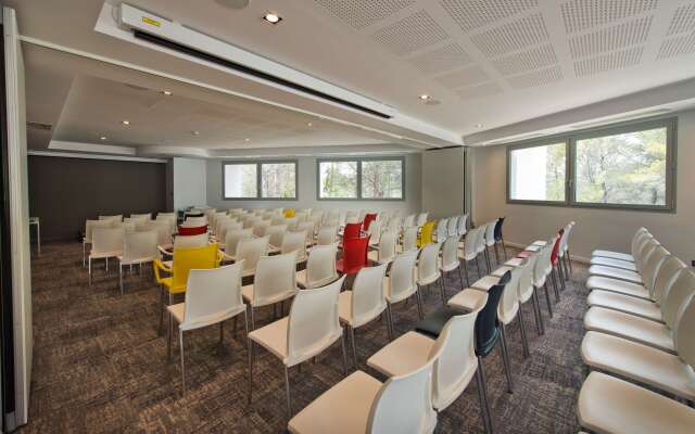 Golden Tulip Sophia Antipolis - Hotel And Spa