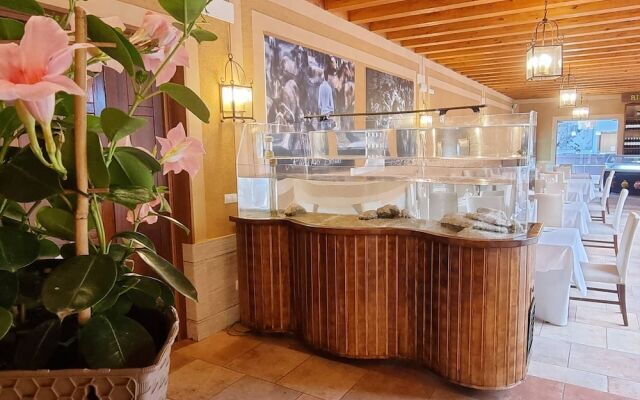 Santana Hotel Restaurante