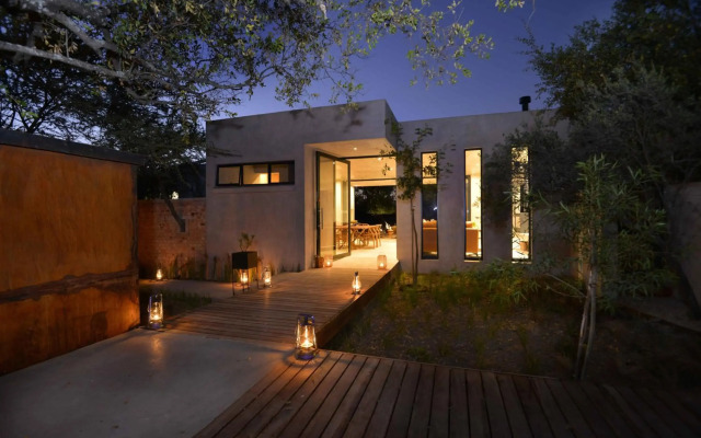 Ngala Lodge