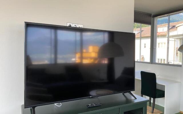 OMYXL Apartment