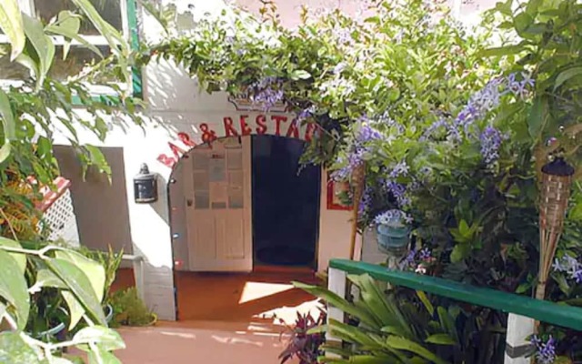 Scout's Place Hotel