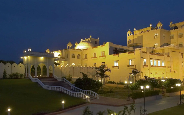 Le Méridien Jaipur Resort & Spa