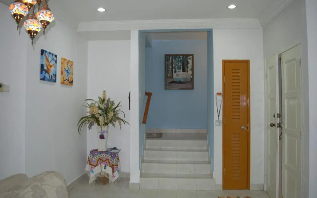 Gallery@7Homestay