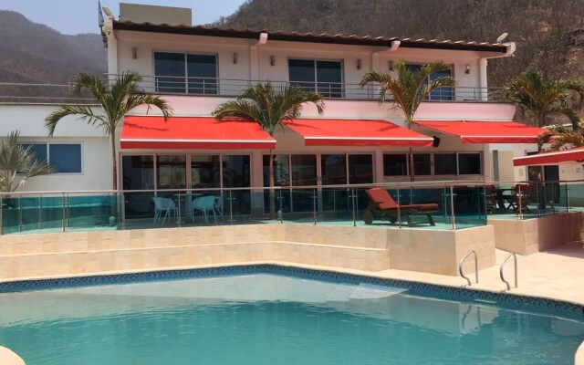 Taganga Beach Hotel - Hostel