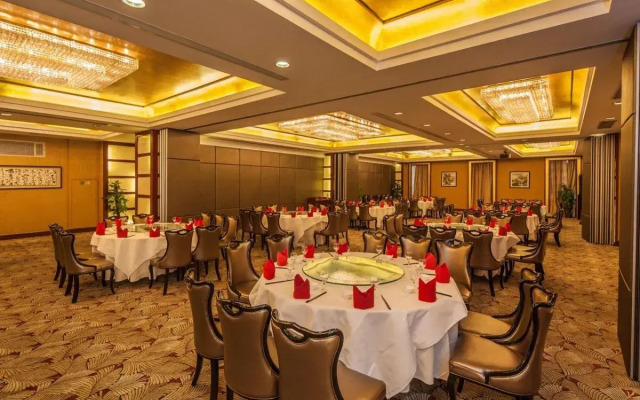 Grand Metropark Jiayou Hotel