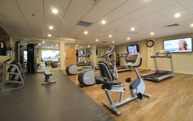Holiday Inn New Orleans West Bank Tower by IHG