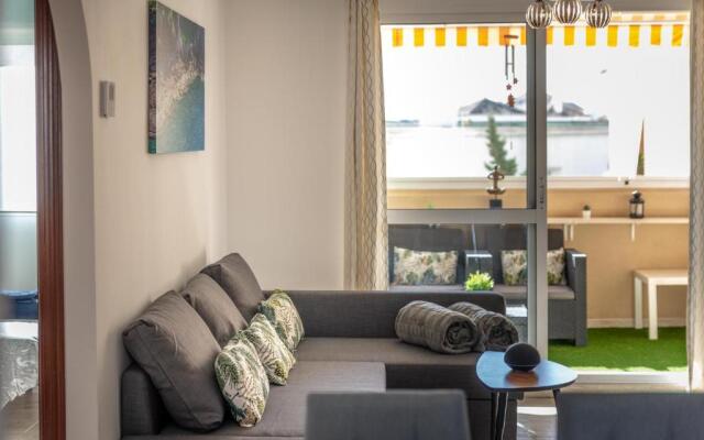 N&A Golondrinas Recently Renovated 2bdr Apt