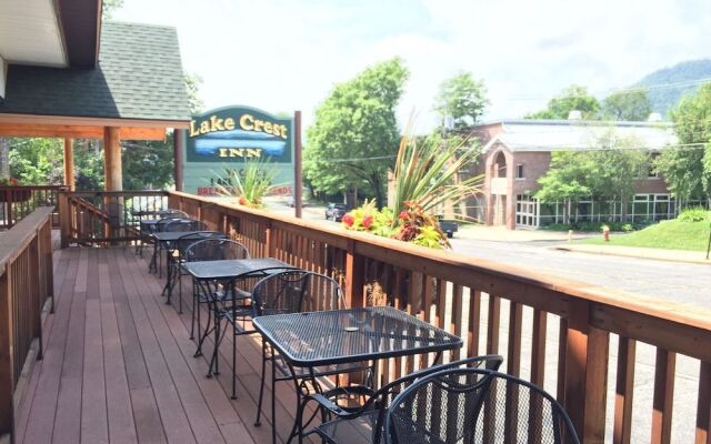 Lake Crest Inn