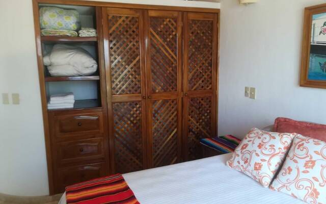 Vista De Bahia 4 Bedrooms 3.5 Bathrooms Villa