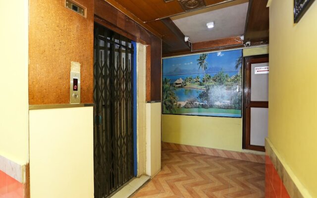 OYO 15468 Hotel Sharda