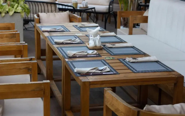 Ngon Avatar Boutique Hotel